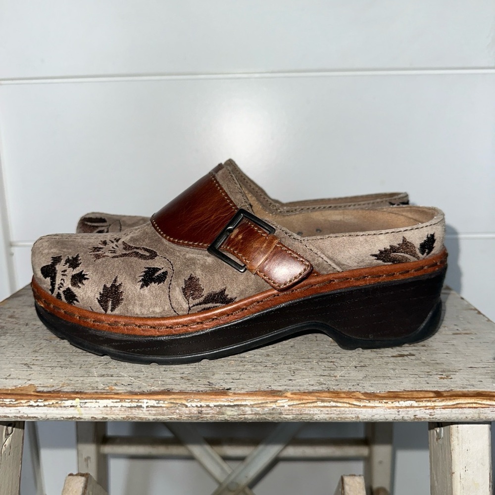 Klogs Beige Suede Embroidered Mules with Brown Leather Strap